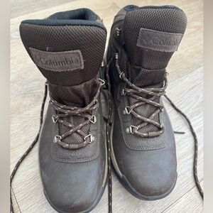 Columbia men hiking boots